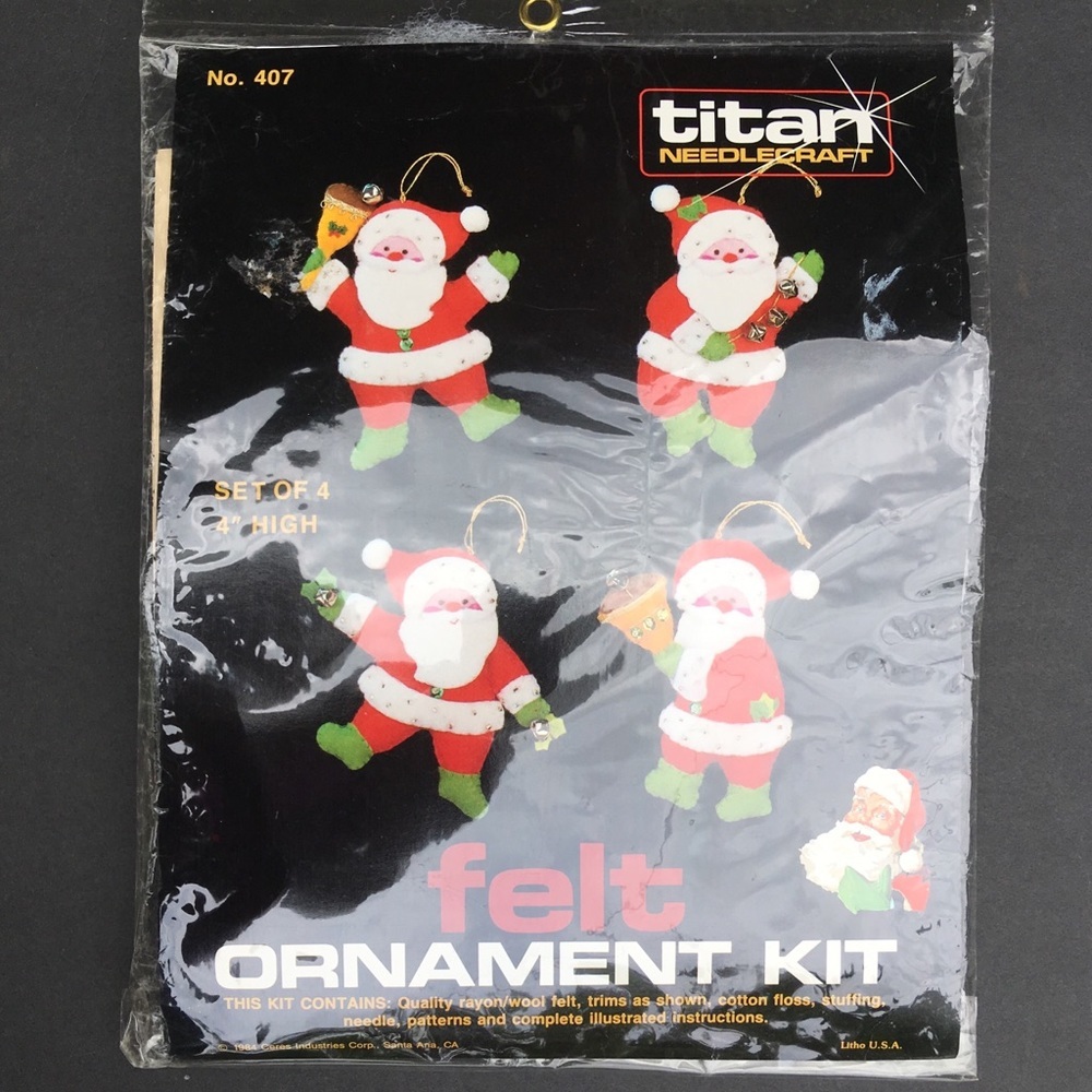 Titan Santa Ornament Kit Felt 4 Santa Ornaments Christmas Vintage 1980s Crafts